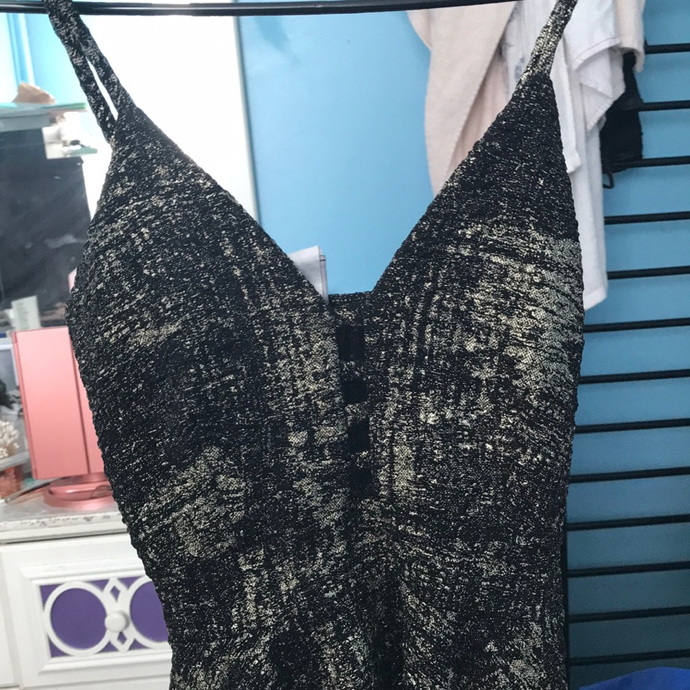 Dress - Picture 3 of 6